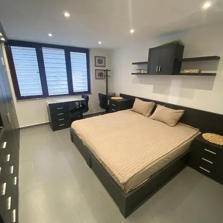 Luxury Seven Heaven Apartment