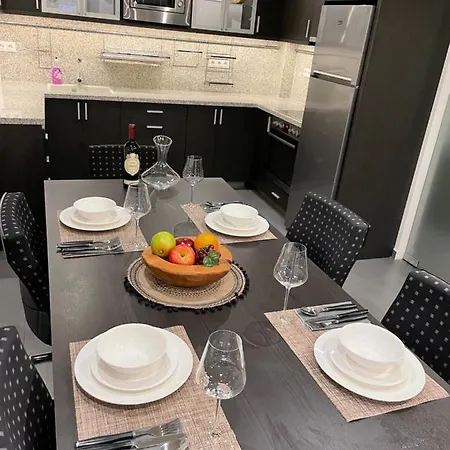 Luxury Seven Heaven Apartment